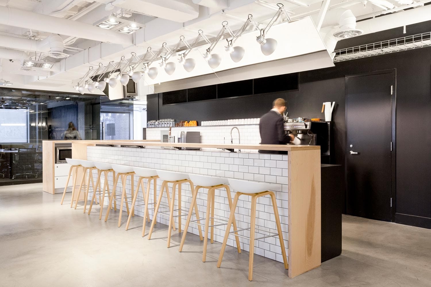 construction-bureaux-havas-montreal