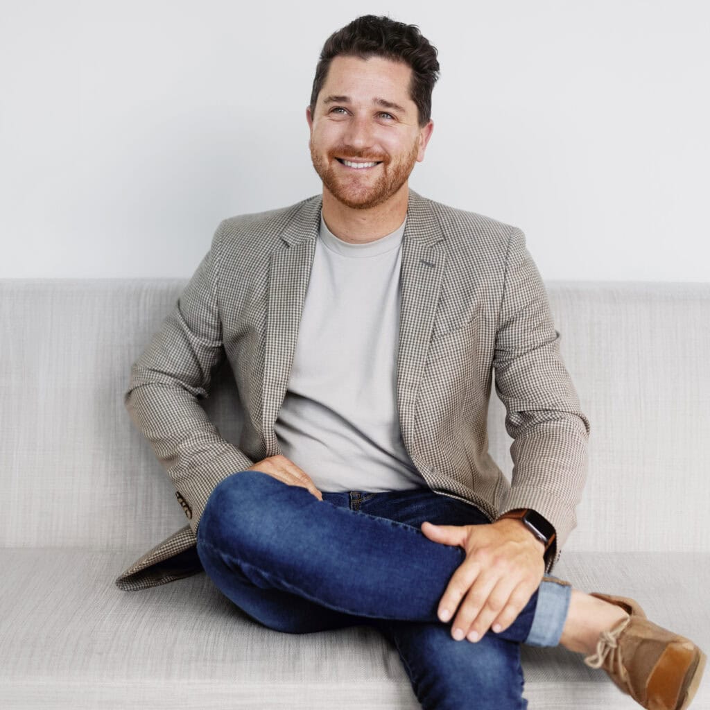 LOUIS-PHILIPPE CHÉNIER